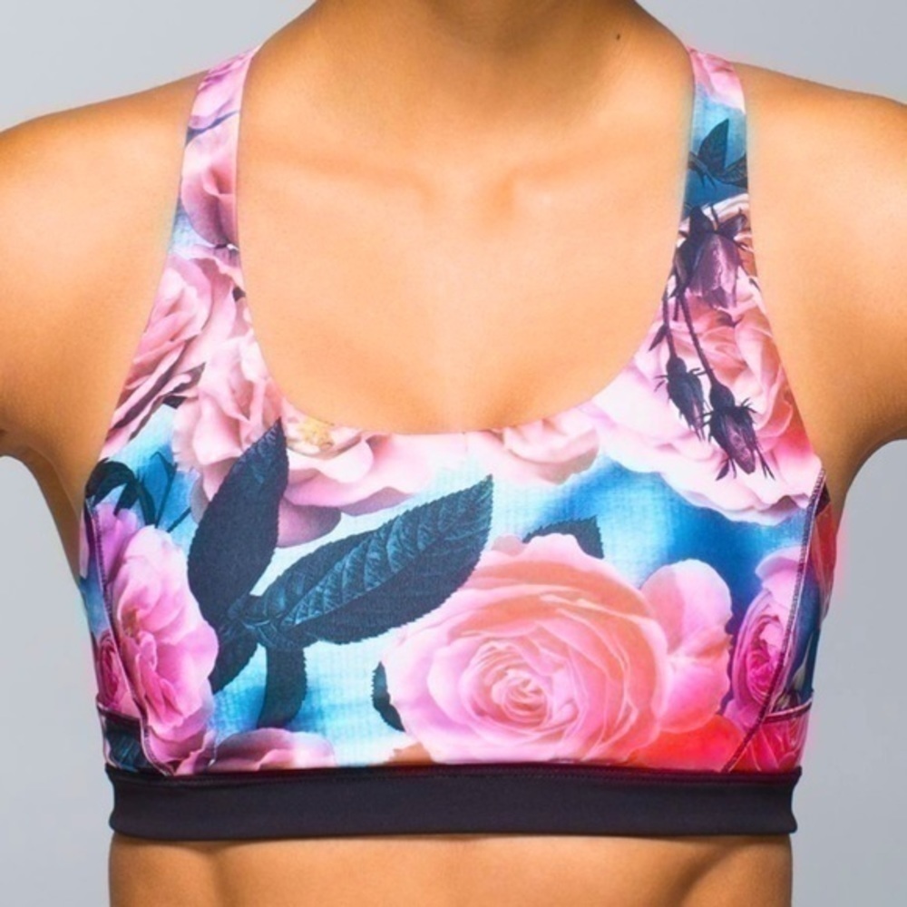 Lululemon set top + inspire crop leggings 8 rose secret garden gently preloved - Picture 10 of 16